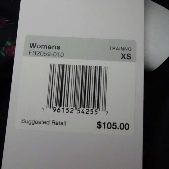 Nike One Luxe Leggings Women's Size XS Black Roses Dri-Fit Training - Picture 11 of 11